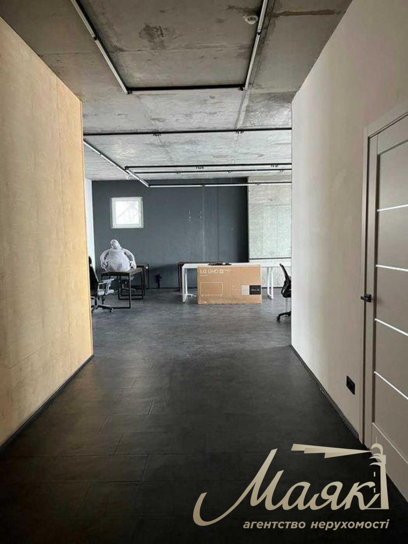 Аренда офиса 327 м.кв. Панорама на Печерске, ул. Коновальца