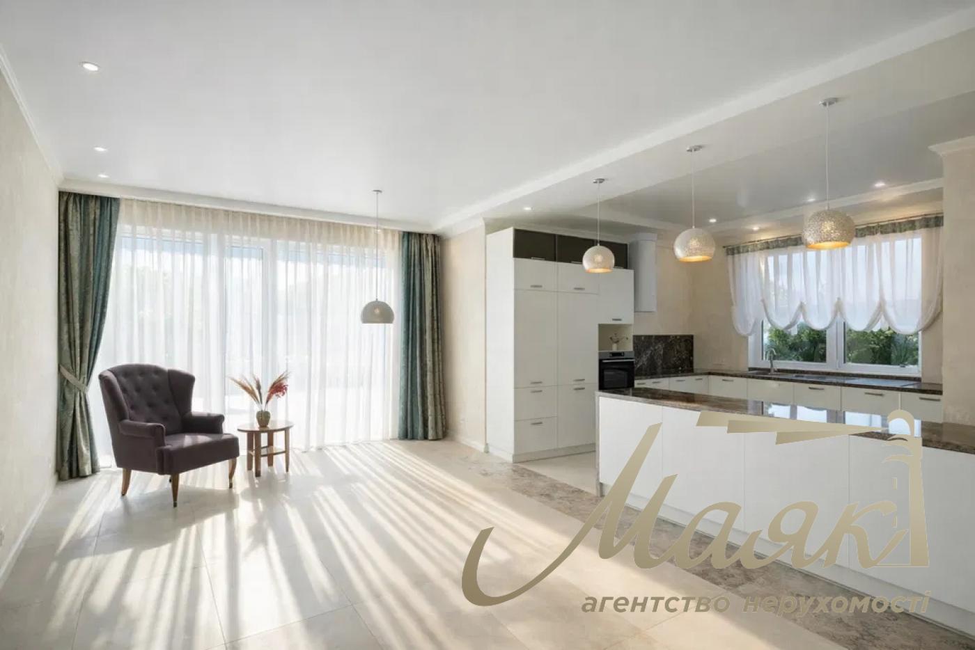 Продажа 2- х этажного дома (5 ком.), Осокорки