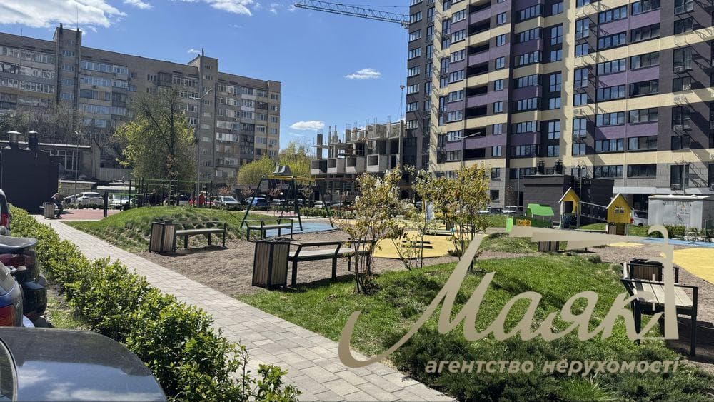 Продаж 1-кімнатної квартири площею 47 м² у ЖК «Okland» — новобудова без ремонту