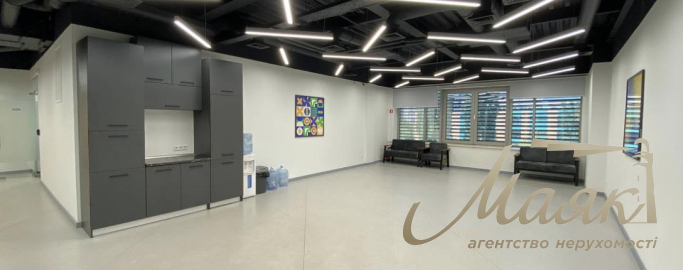 Rent office, building st. Kovpaka 29, Pechersk, Kyiv
