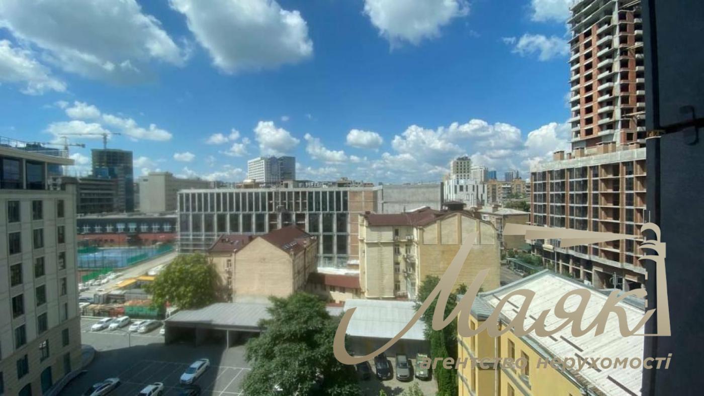 Продаж 2к квартири в ЖК "CHICAGO Central House" Чикаго, Антоновича 44, Київ