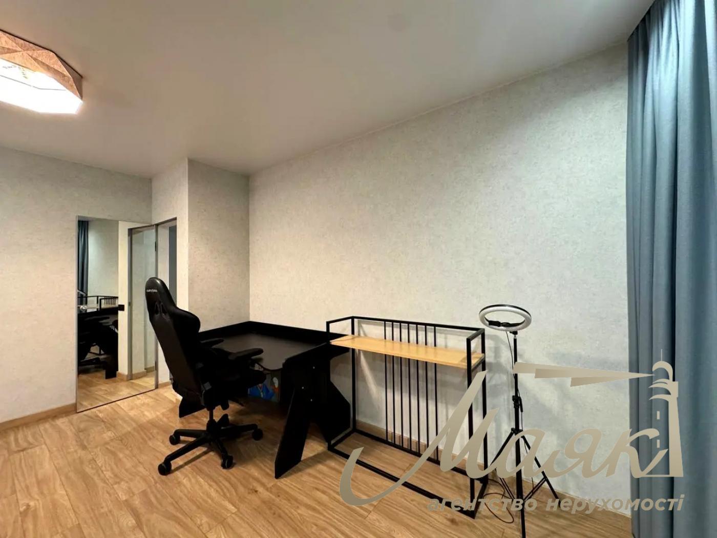 Аренда 3-комнатной квартиры в ЖК "New York concept house", Центр