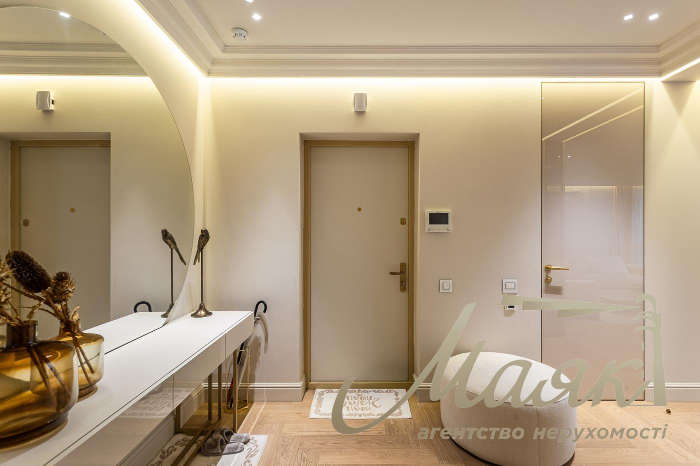 Оренда нової 3х-кімнатної ексклюзивної квартири в ЖК Французький квартал 2, Джона Макейна 3А, Печерський р-н, Центр, Київ