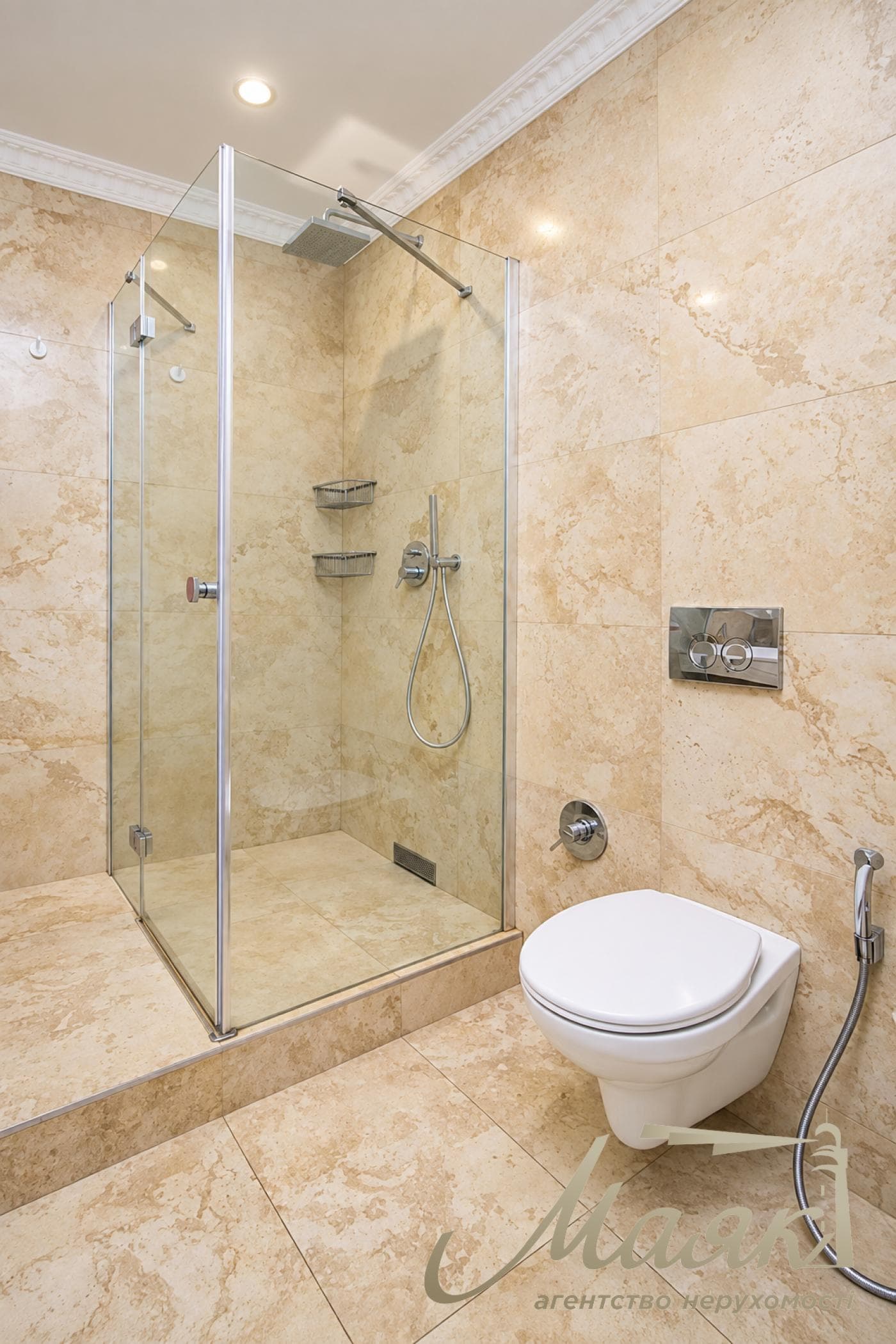 3-Bedroom Apartment for Rent in the Park Avenue Residential Complex, 60 Holosiivskyi Ave.