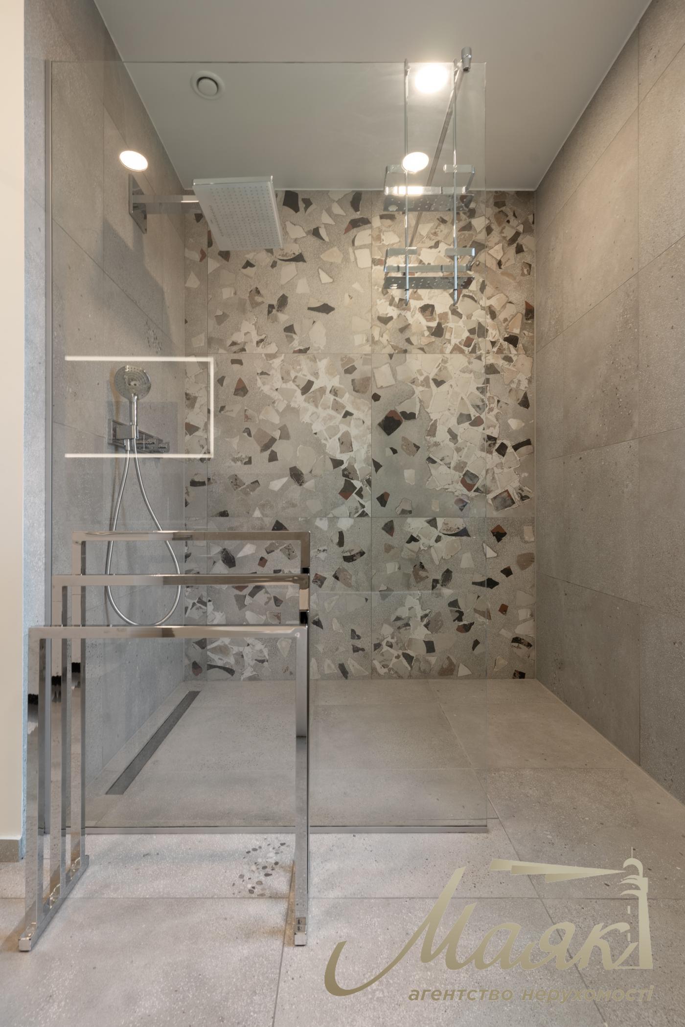 Продаж будинку на Батиєвій горі з розкішним краєвидом, Київ, Центр.