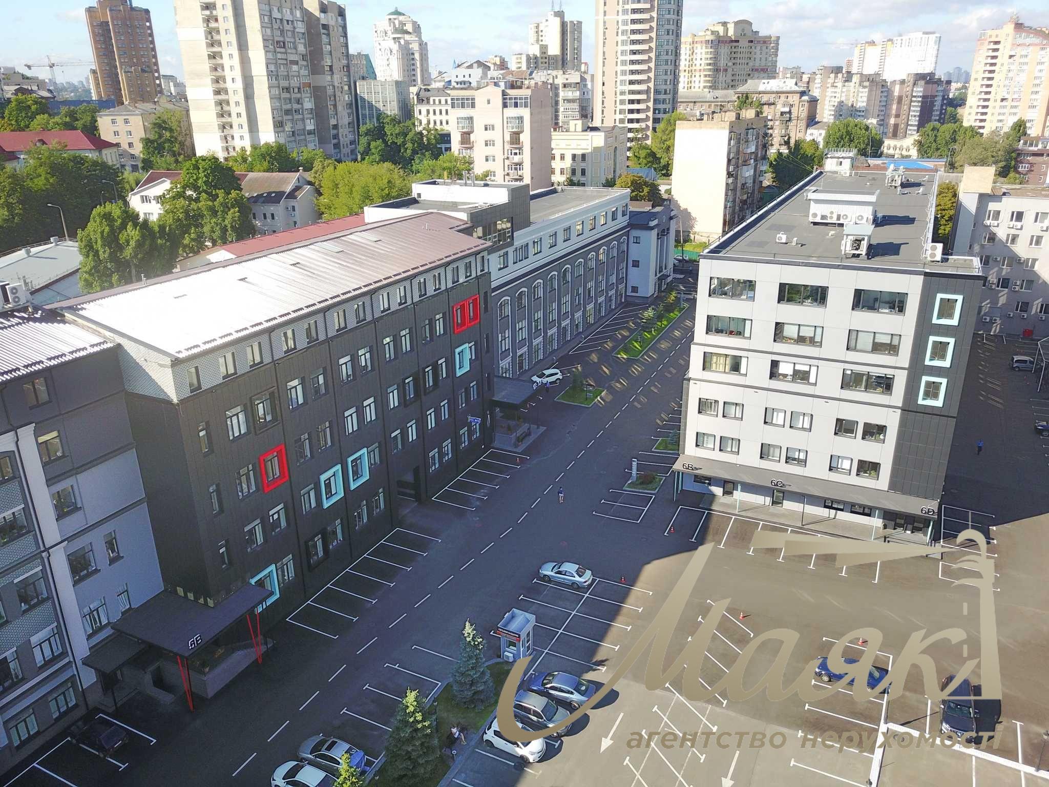 Office for rent 165m2 in BC Business City, Pimonenka 13