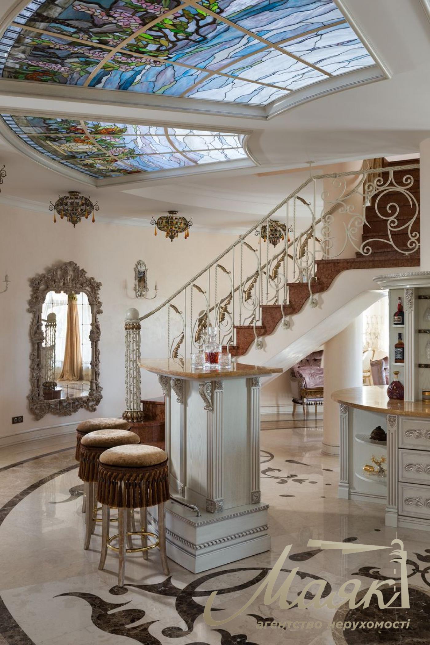 Продається резиденція в котеджному містечку "Конча - Заспа Озерна"