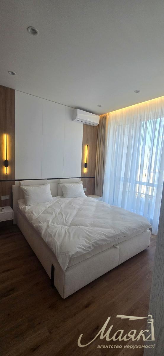 Продаж 2-х кімнатної квартири в ЖК Ярослав Град вул. Бульварно-Кудрявська (Воровського), 17-А