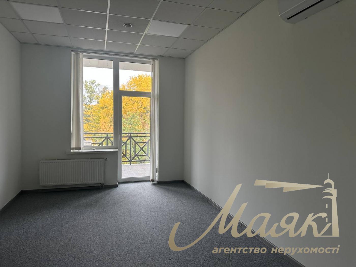 Аренда офиса 520м2 по ул.Михновского, Зверинецкая