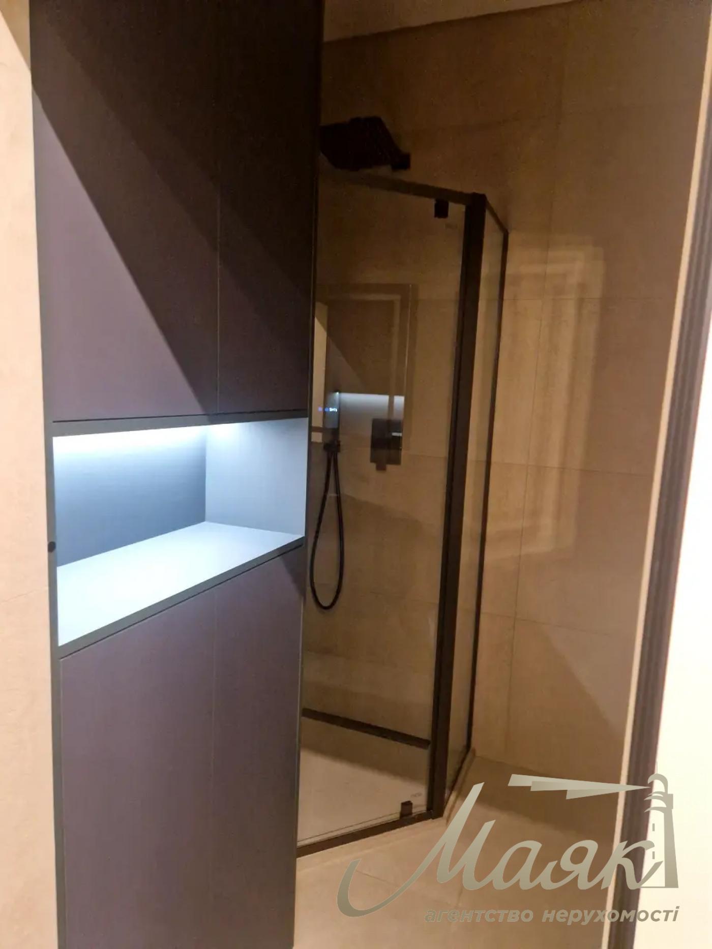 Продажа 1-комнатной квартиры 41м2 с террасой в ЖК Дельмар, ул. Драгомирова, Печерский