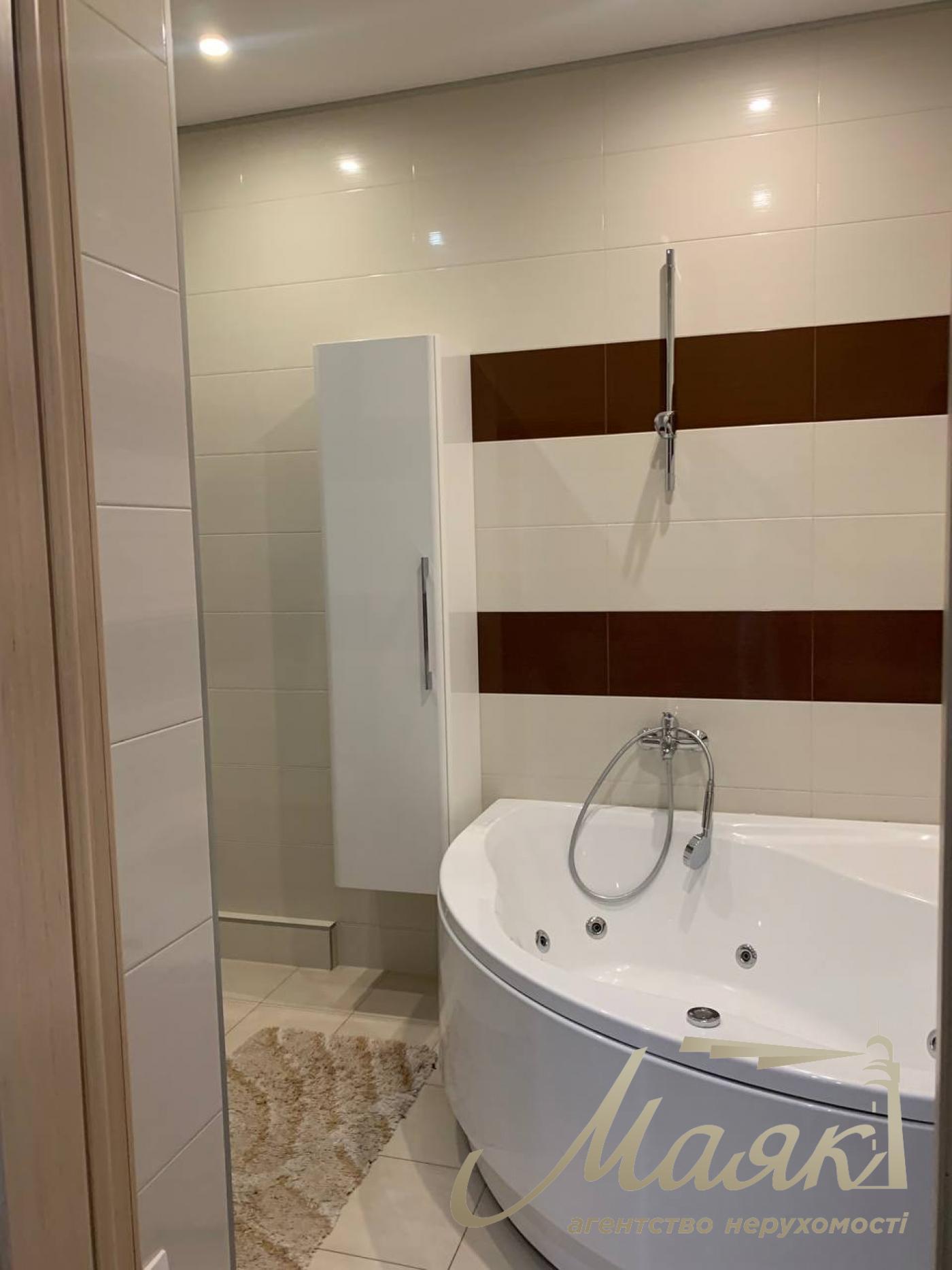 Продаж 3к видової квартири ЖК Рів'єра Ріверсайд, Лівобережна