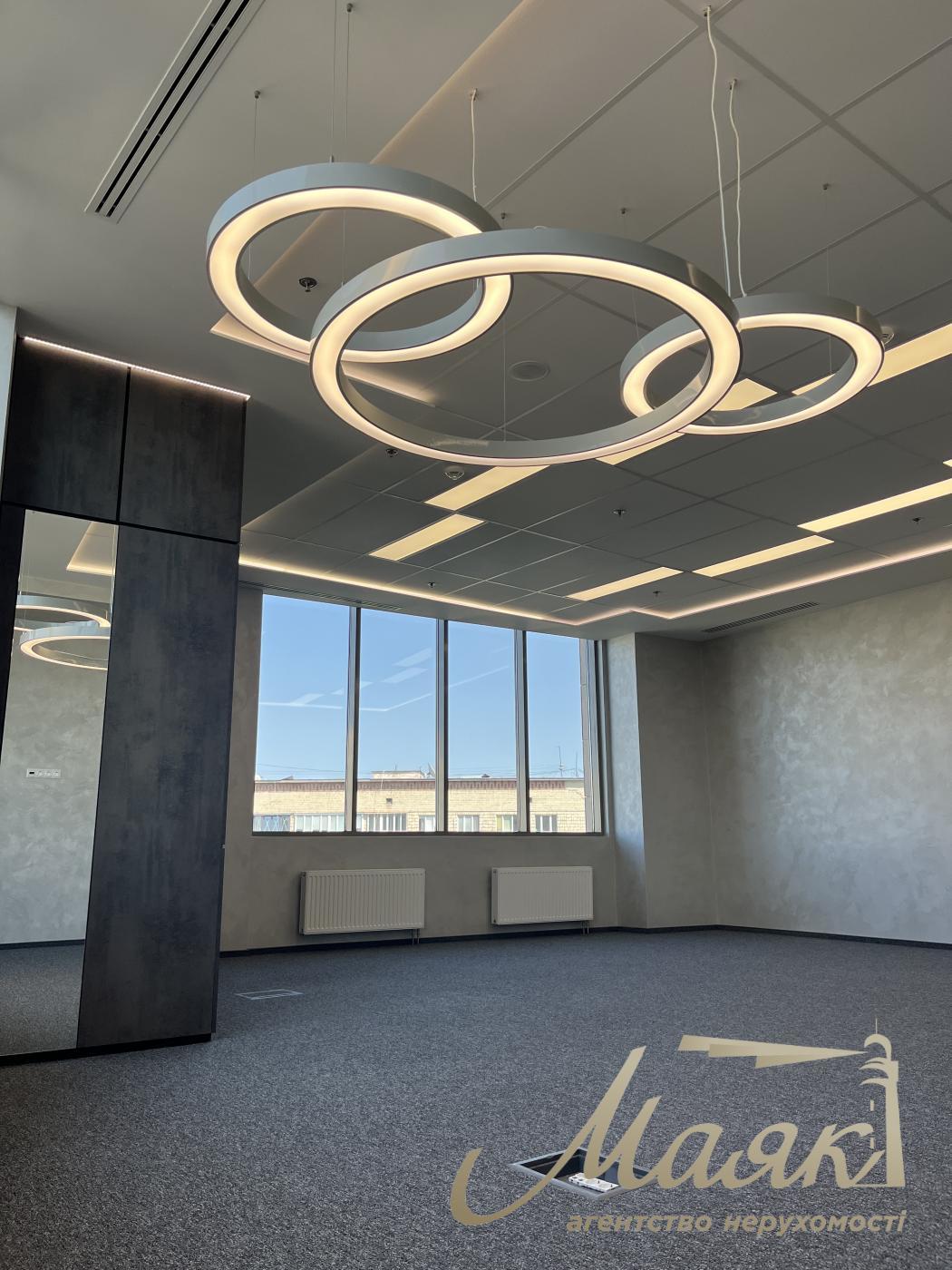 Оренда офісу в БЦ Сенатор 837м2 по вул.Князів Острозьких 32\2, Печерський район