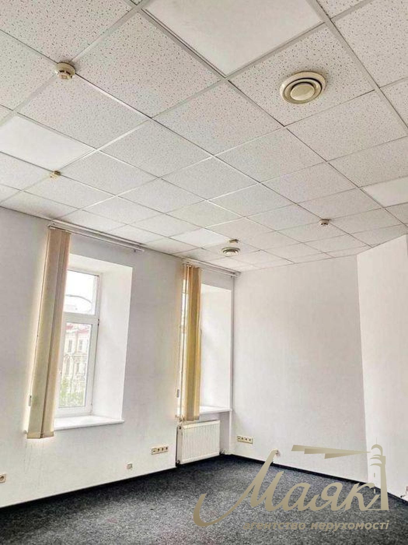 Оренда офісу площею 150 м² на вулиці Саксаганського, Голосієво, Центр