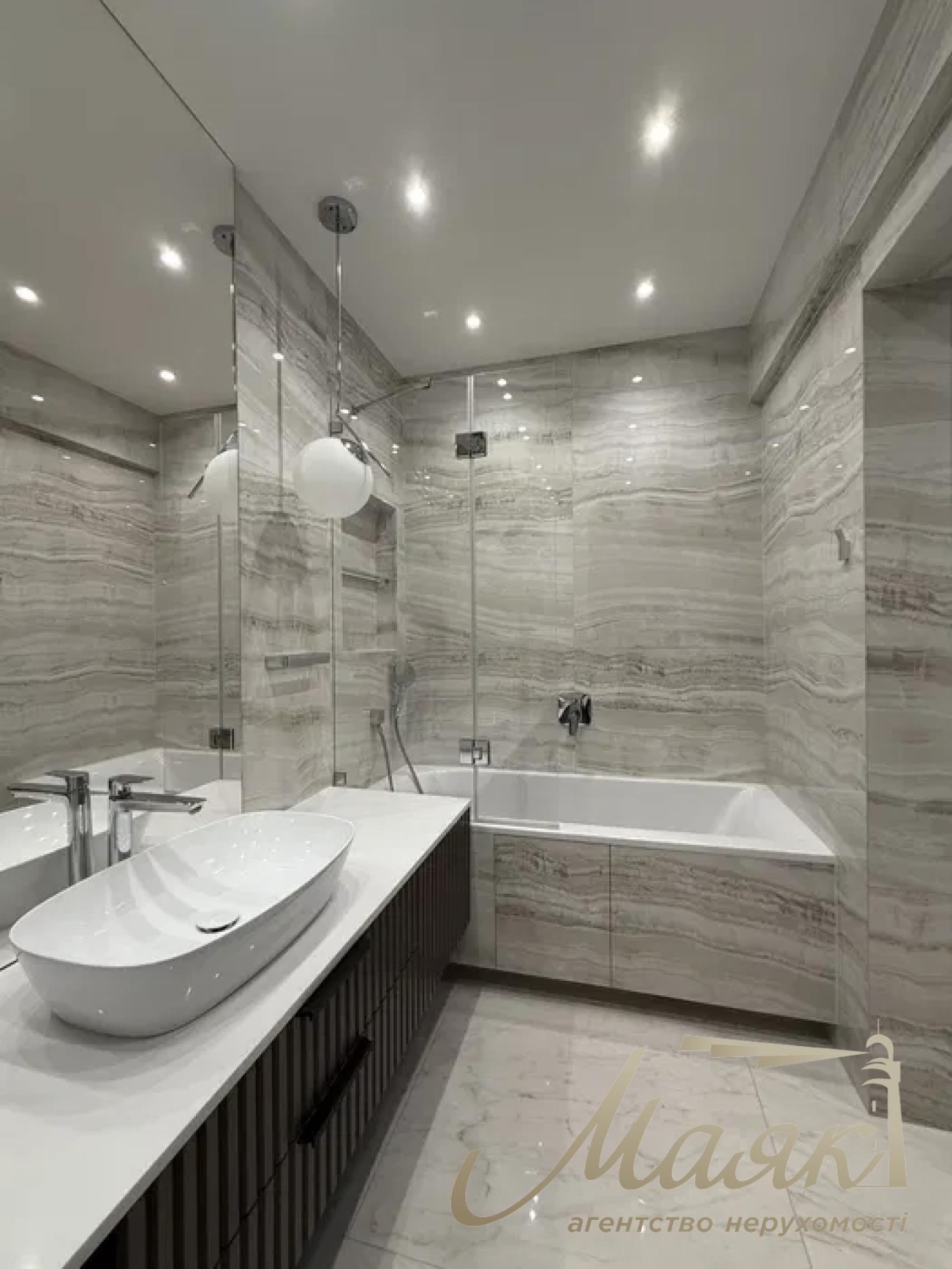 Оренда 4-кімнатної квартири 149м2 у ЖК Французький квартал-2, вул. Маккейна 3а, Печерськ