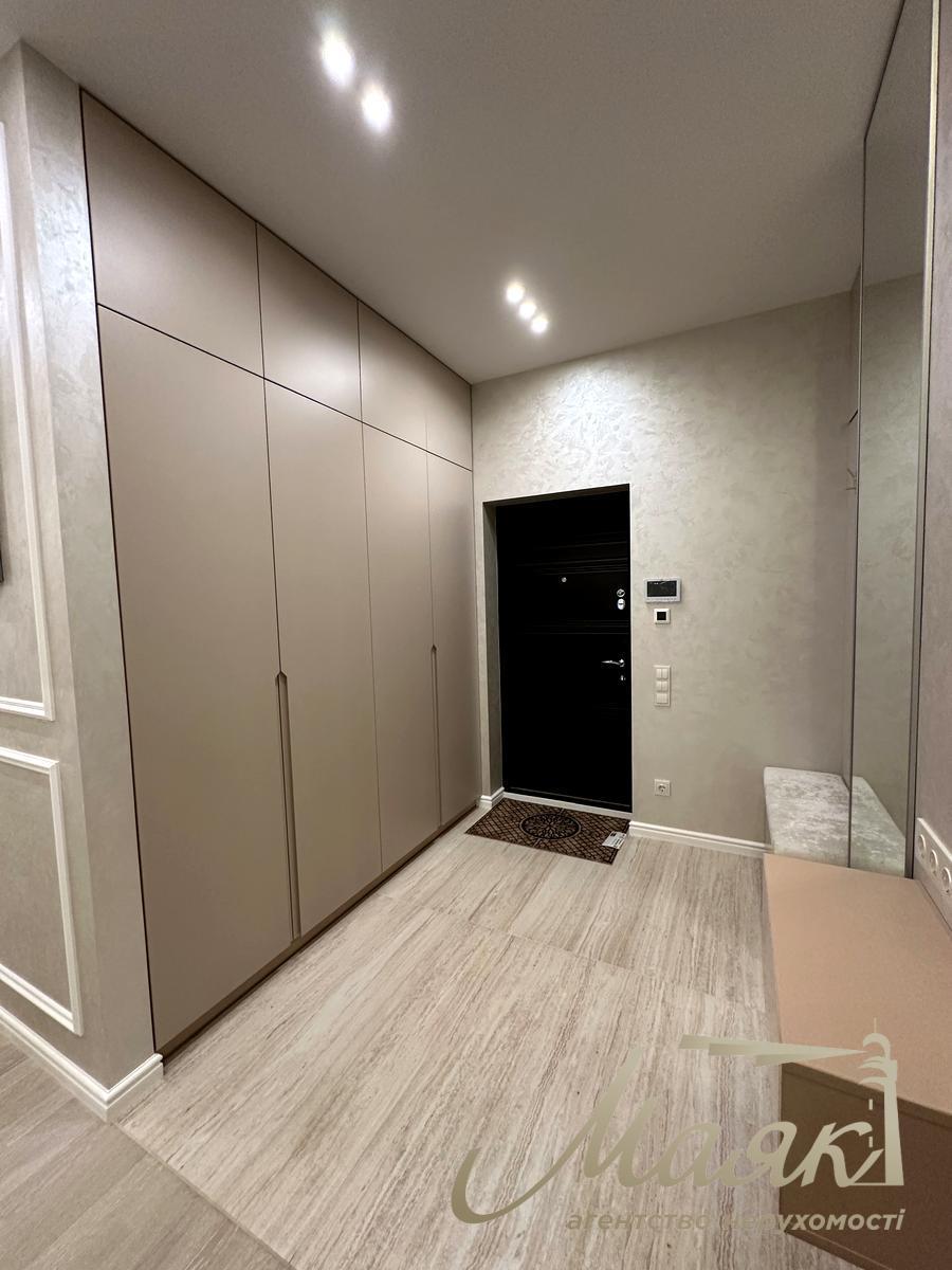 Продаж 3-х кімнатної квартири в ЖК Бульвар Фонтанів Саперне Поле вул., 5