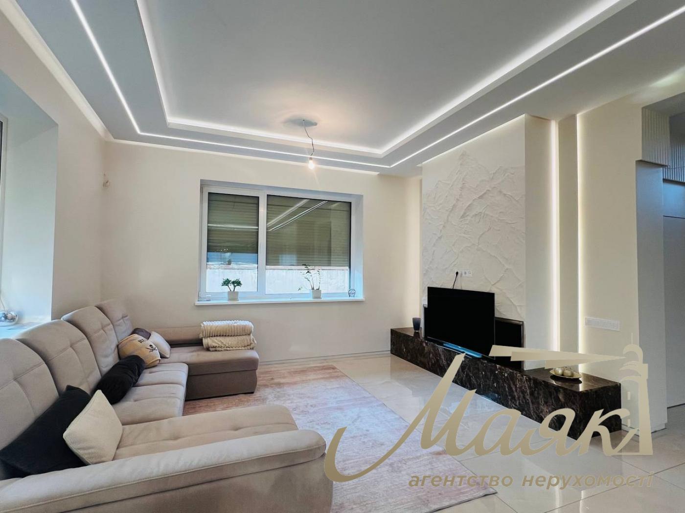 Продаж двоповерхового будинку 274м2 у Лісниках поруч з Equides Club