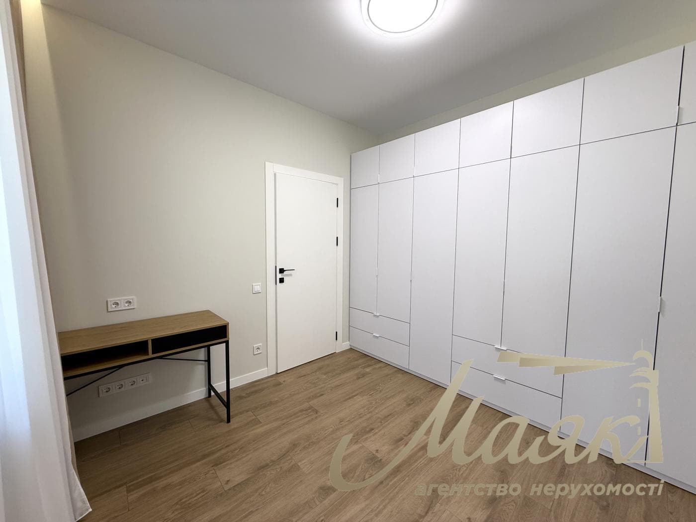Оренда одноповерхового таунхауса площею 72 м², Білогородка