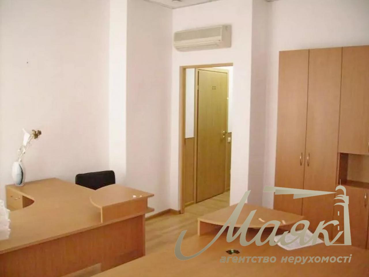 Stylish office building for sale in the elite microdistrict "Vozdvizhenka" Podil, Center, Kyiv