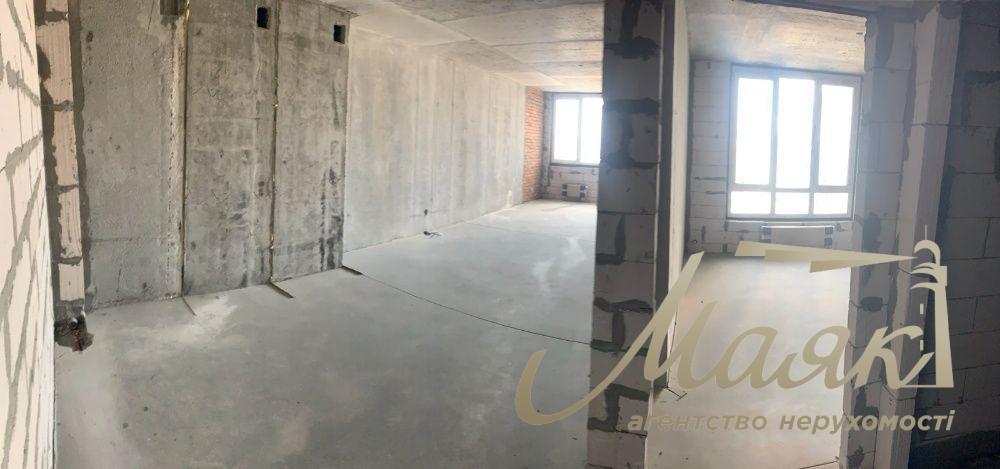 For sale 3-room apartment, 128 m2, in residential complex "Novopecherska Vezha"