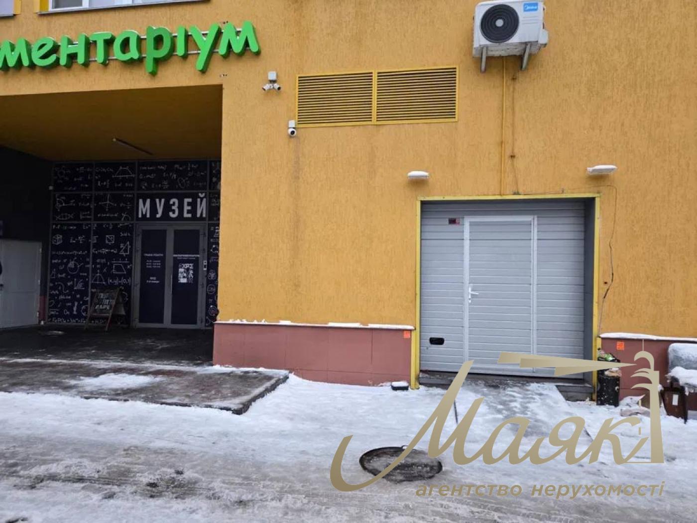 Оренда приміщення 900м2 по вул.Борщагівська, метро Шулявська.