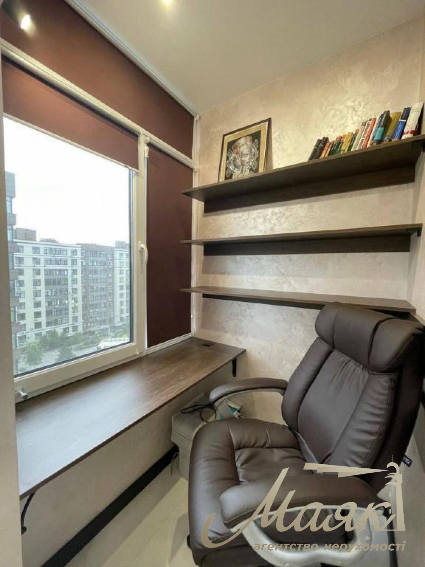 Sale of 2-room apartment 60m2 in residential complex Parkland, Yunosheskaya st. 17, Goloseevsky district, Kyiv.