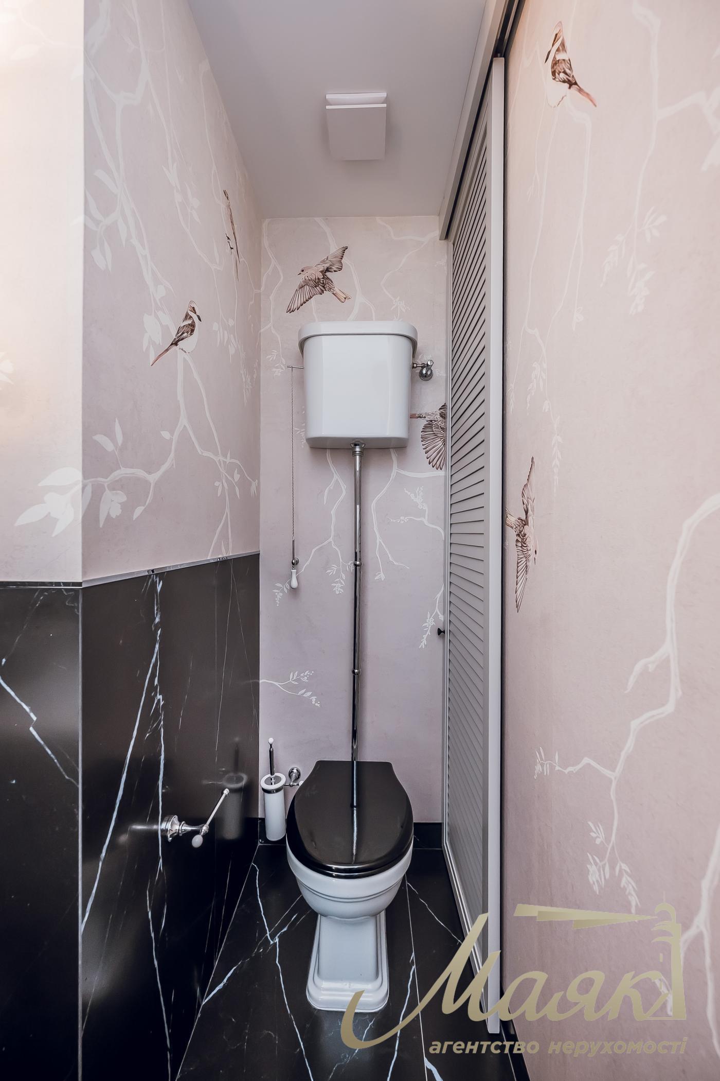 Продаж 3к квартири 99 м2, вул. Дегтярна 18, Воздвиженка. Дігтярна 18, Воздвиженка, Київ