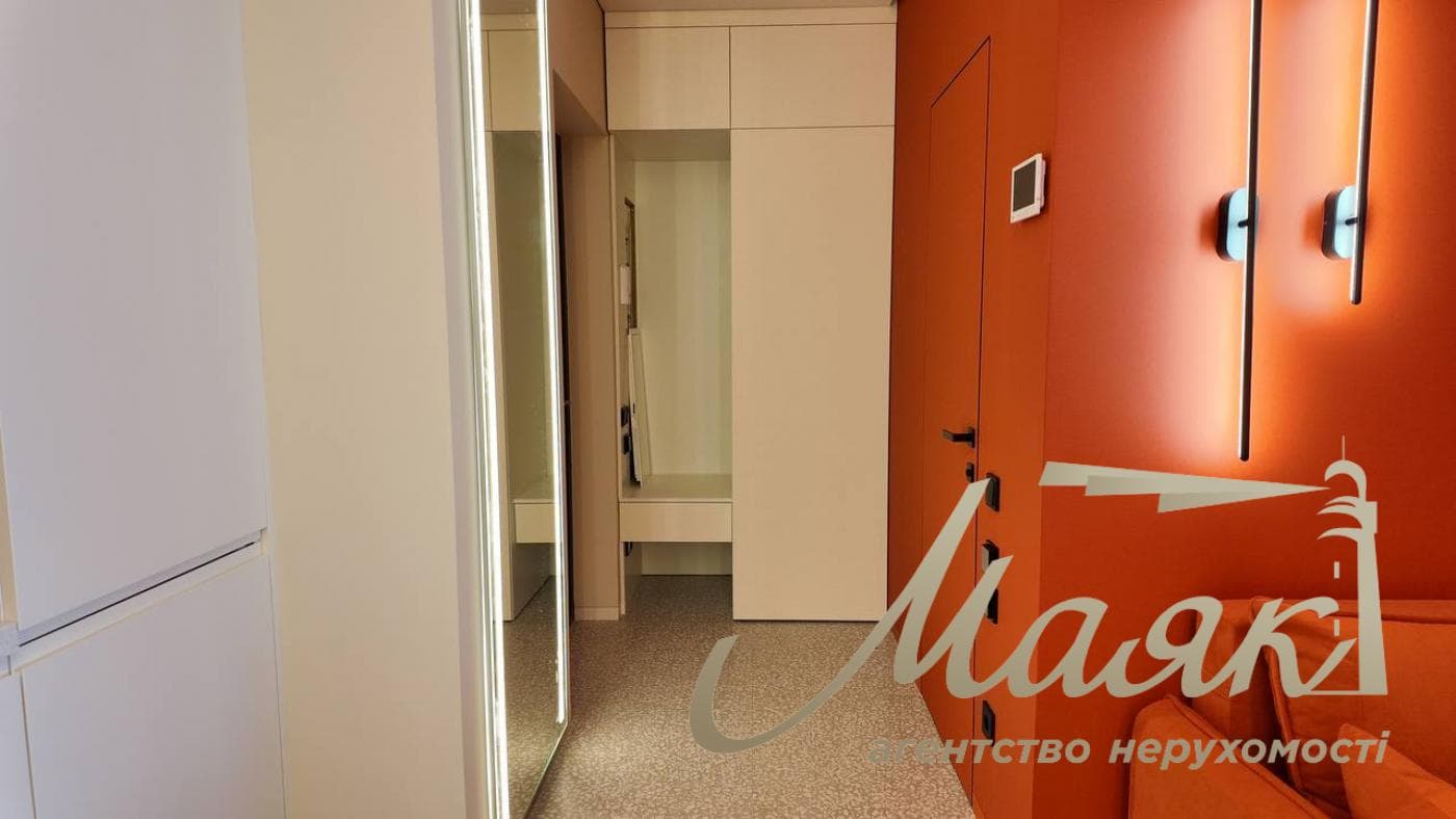 2-room apartment for sale, 40 m², Slavutich Residential Complex.