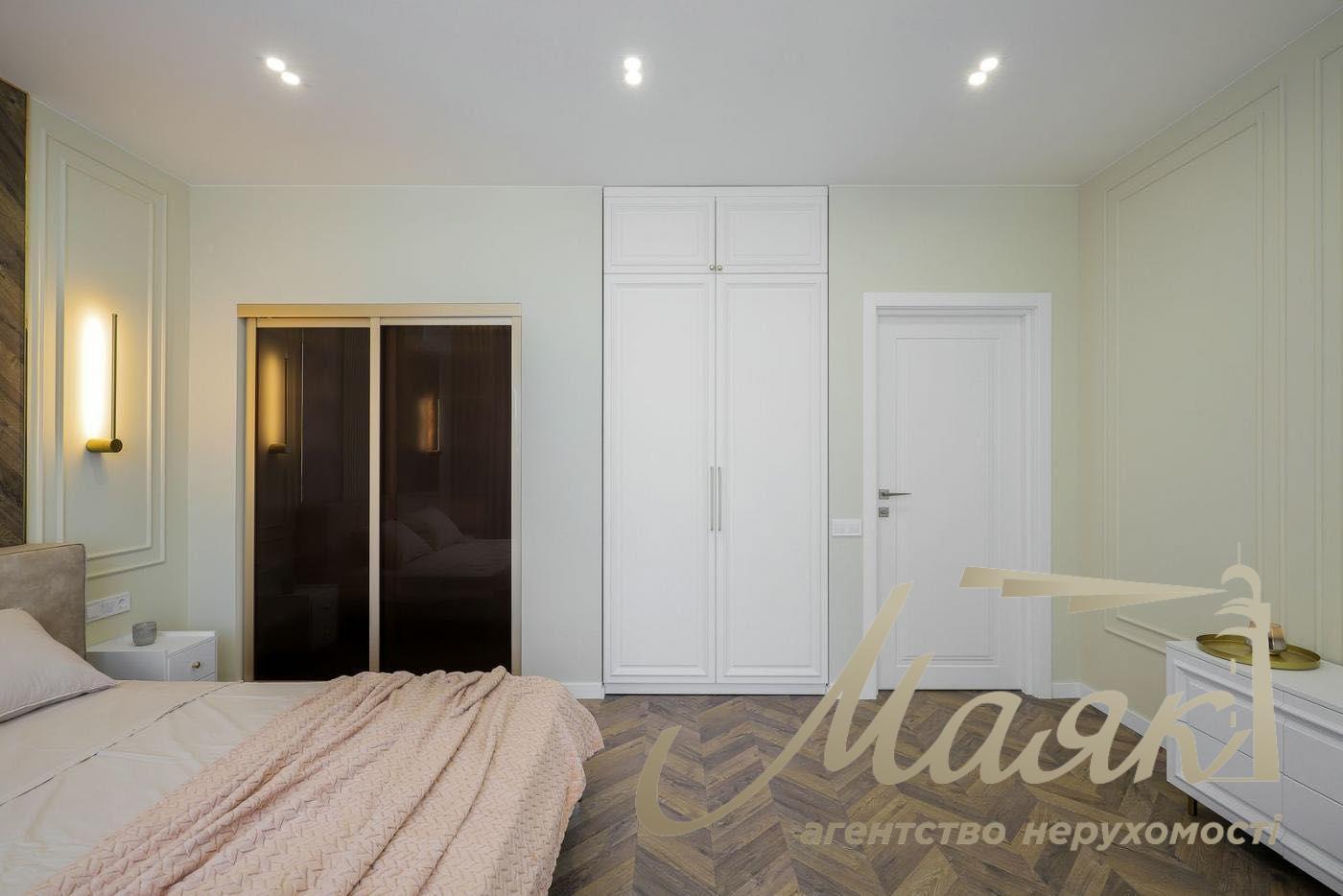 For sale 1 bedroom apartment, LCD Novopecherska Vezha, Pecherskyi district, Kyiv