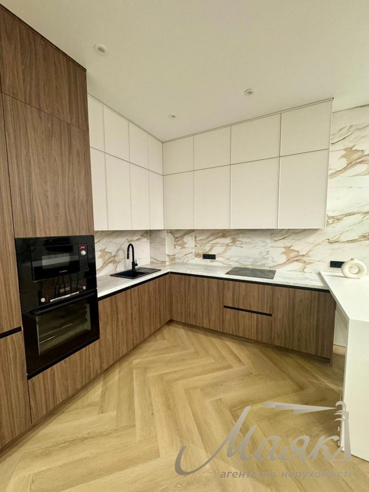 Оренда 3-кімнатної квартири 91м2 у ЖК "Фундуклеївський", Центр Києва, вул. Богдана Хмельницького, 58А.