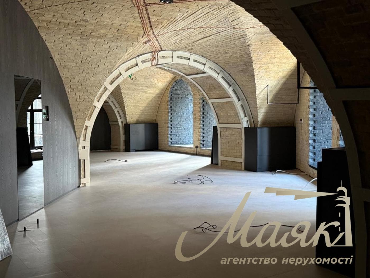 Оренда офісу площею 1 062,5 м², A-STATION, ст. м. Арсенальна, Печерськ