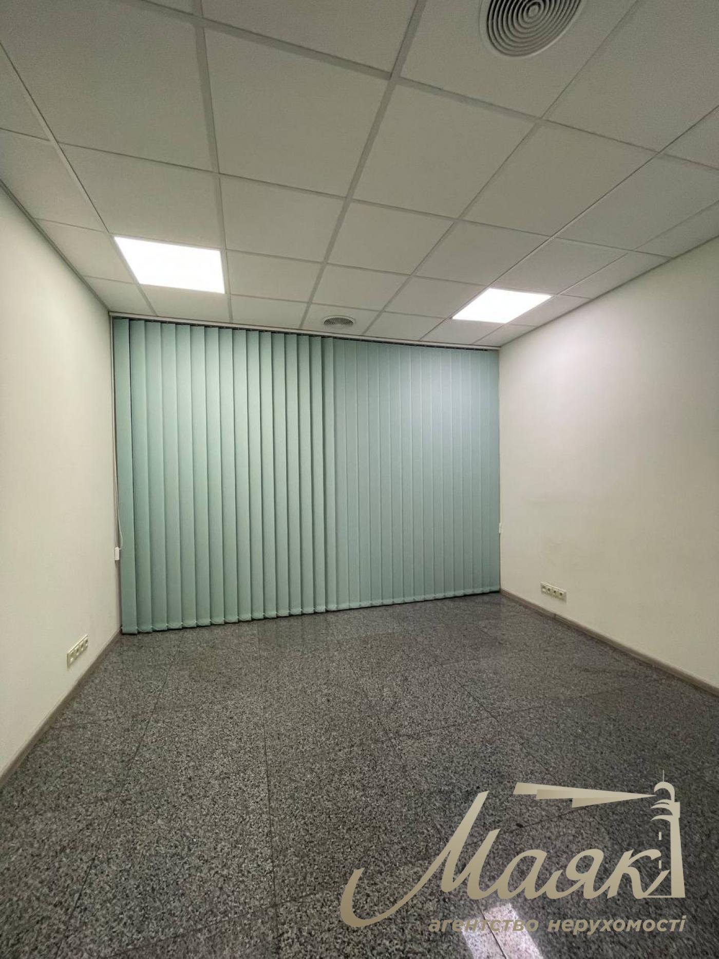Office for rent 540 sq.m Business Center Star Center Solomenskyi district, Lobanovskyi Avenue