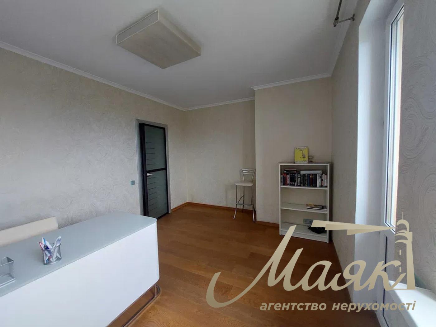 Продаж 4-к 2-х рівневої квартири, 158 м2, вул. Лобановського, Святошинський р-н