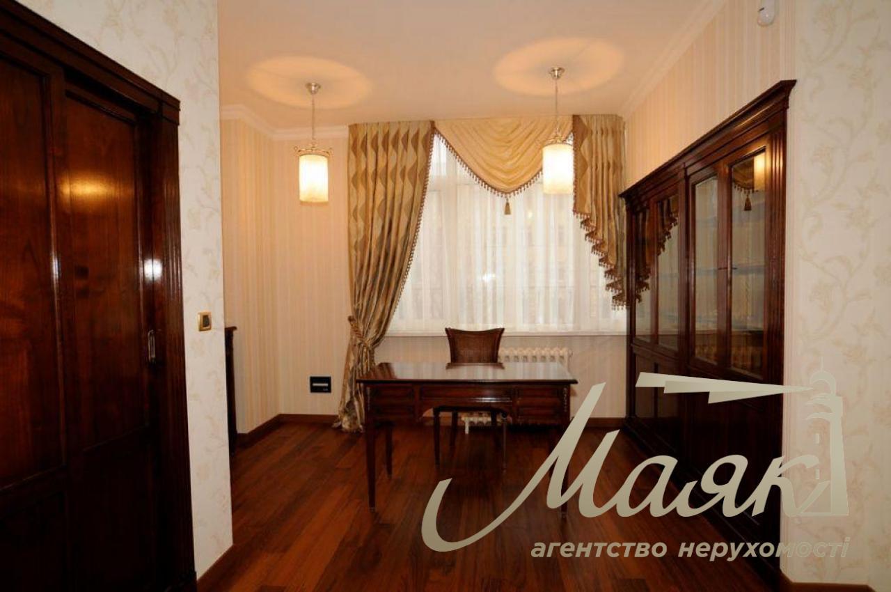 Продажа 3-к квартира ул. Антоновича, Центр, г. Киев