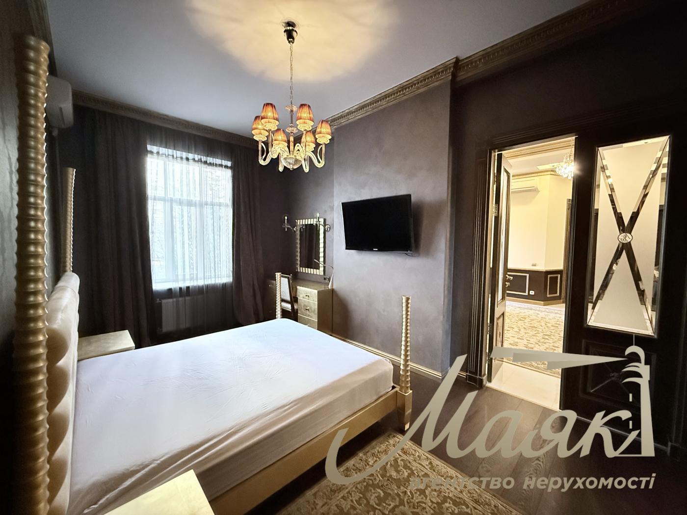 Rent apartment 91.7m2 st. Bankova 3, Lipki, Pechersky district, Government quarter, Kyiv