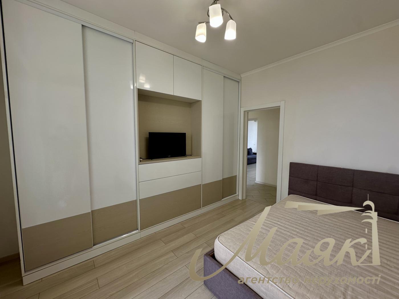 Оренда 2-кімнатної квартири (55м2) на пр-т. Каденюка 14