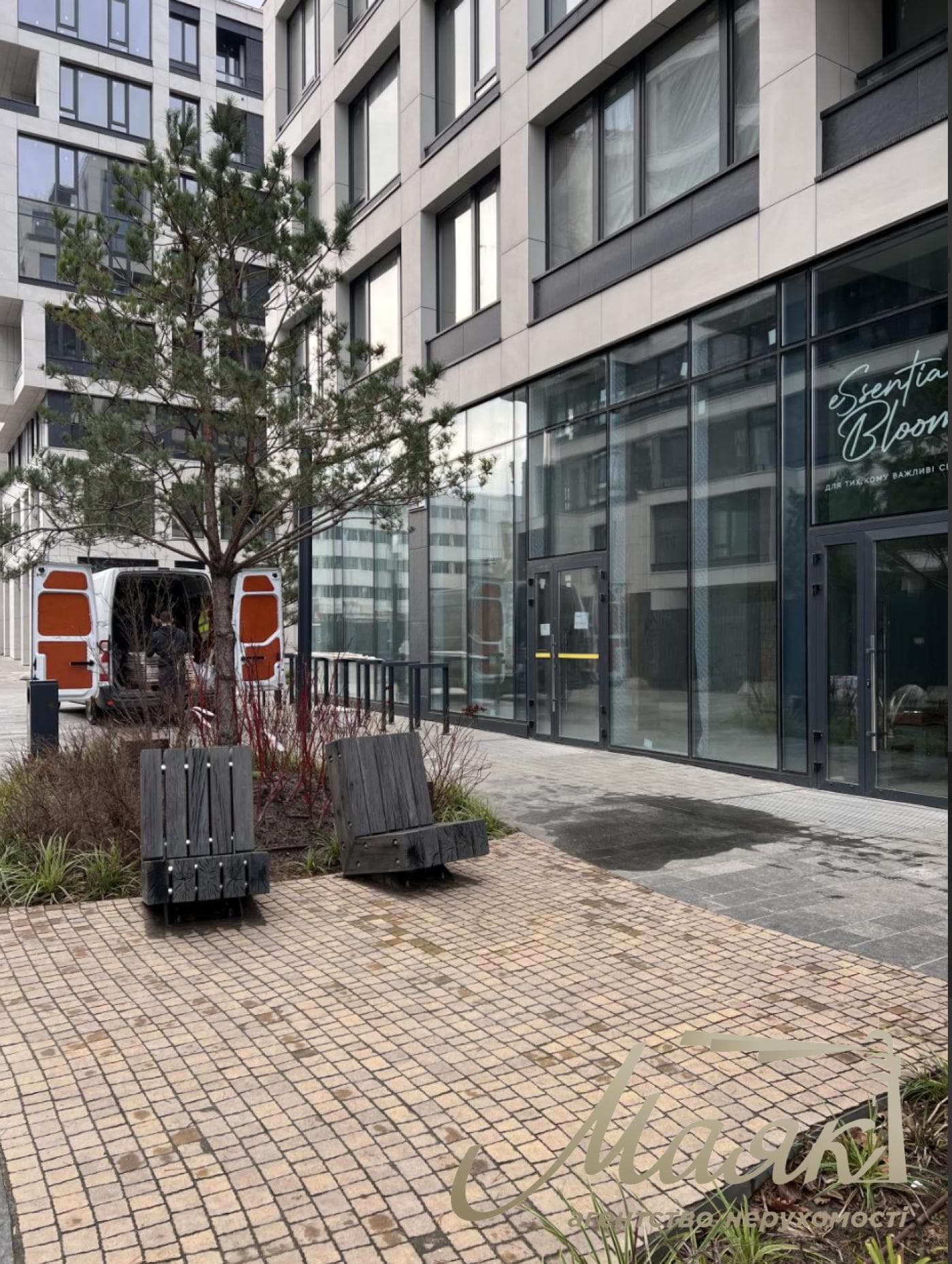 Продаж фасадного приміщення площею 96,5 м², ЖК Unit Home