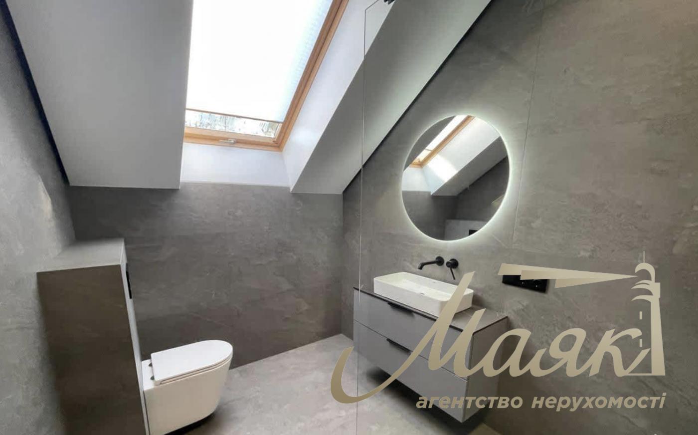 Продажа 2х-этажного дома с. Ходосовка в КГ " Нова Ходосовка" , Киево-Святошинский