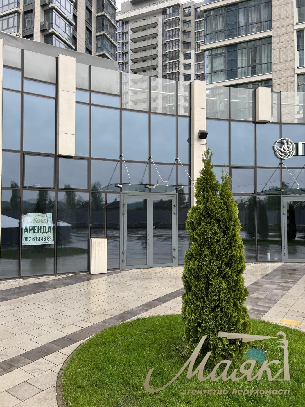 Rent of premises 263m2 residential complex Novopecherskie Lipki