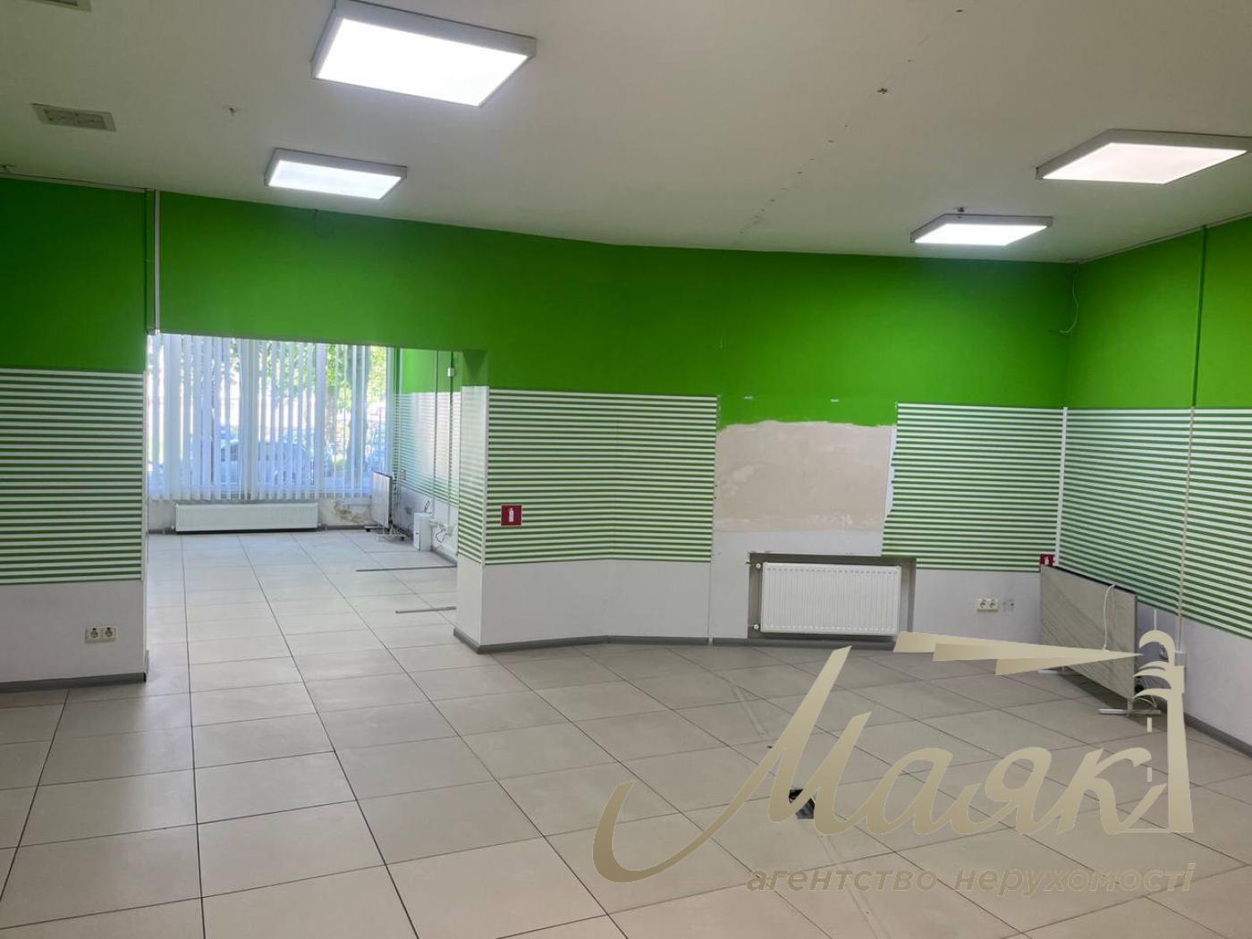 Оренда фасаду 76м2, Харківське шосе, 58