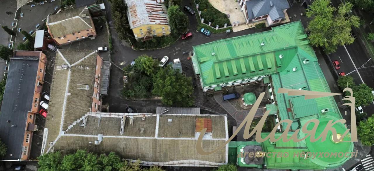 Продаж окремо розташованої будівлі по вул. Рибальська 2 і Московська, Печерський район