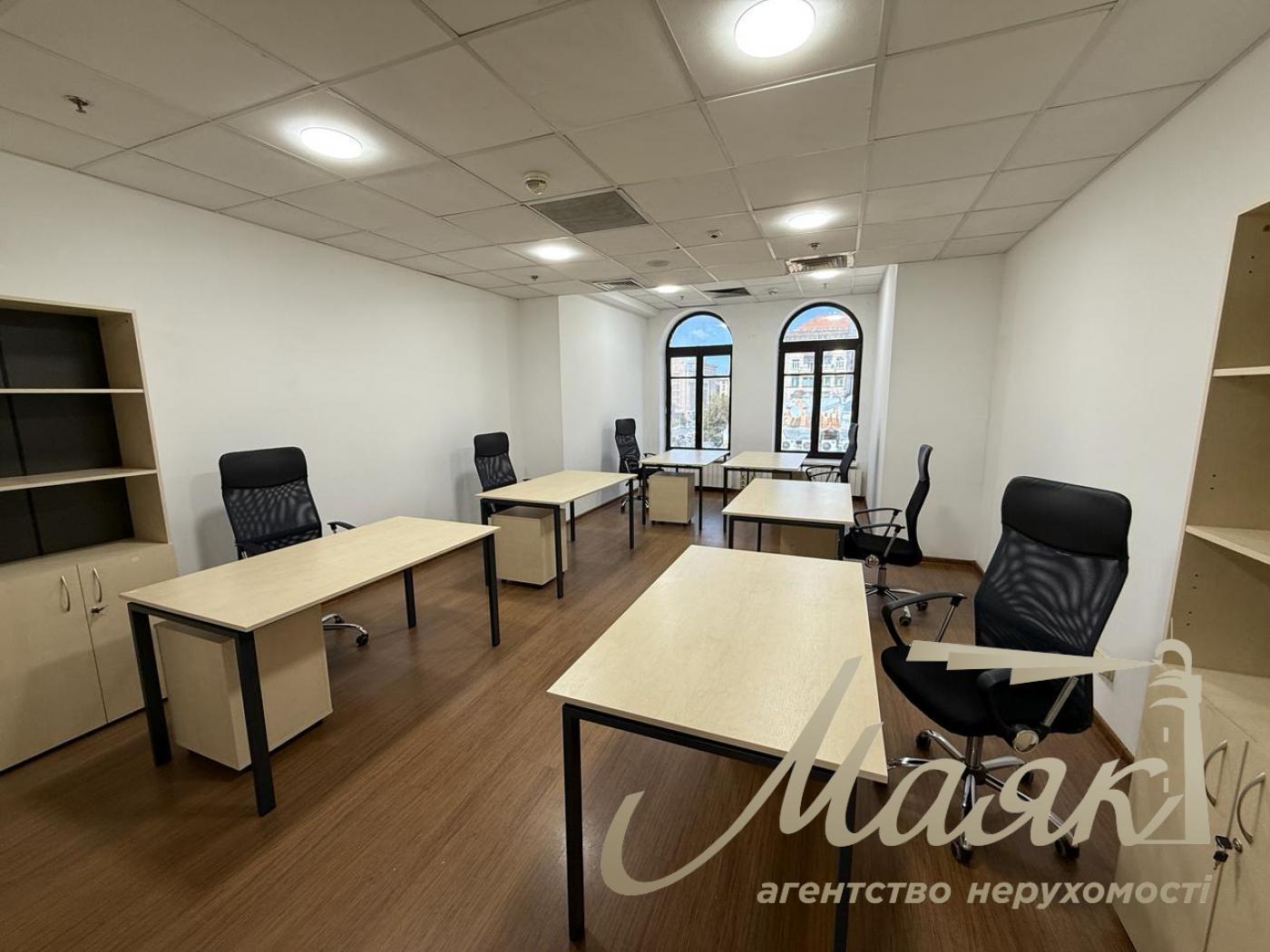 Аренда офиса 223 м²  ул. Большая Васильковская, Киев
