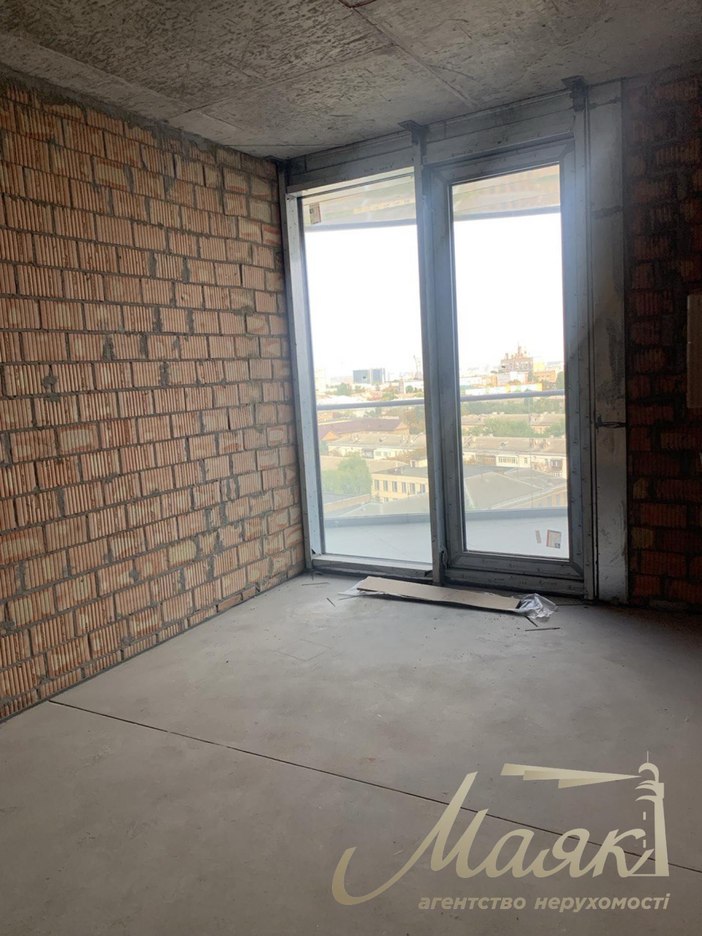 Sale of 3k apartment in residential complex Tarian Tavers, st. Patrice Lumumba