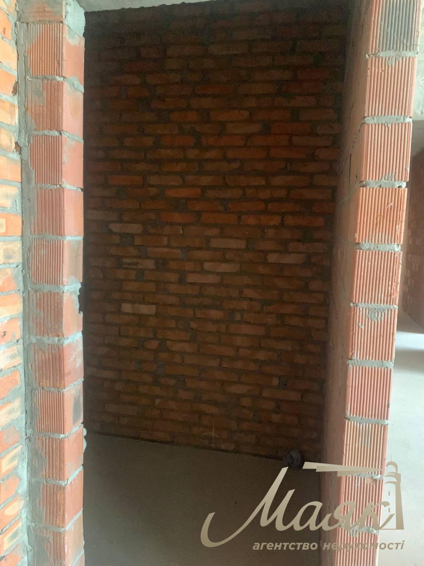 Sale of 3k apartment in residential complex Tarian Tavers, st. Patrice Lumumba