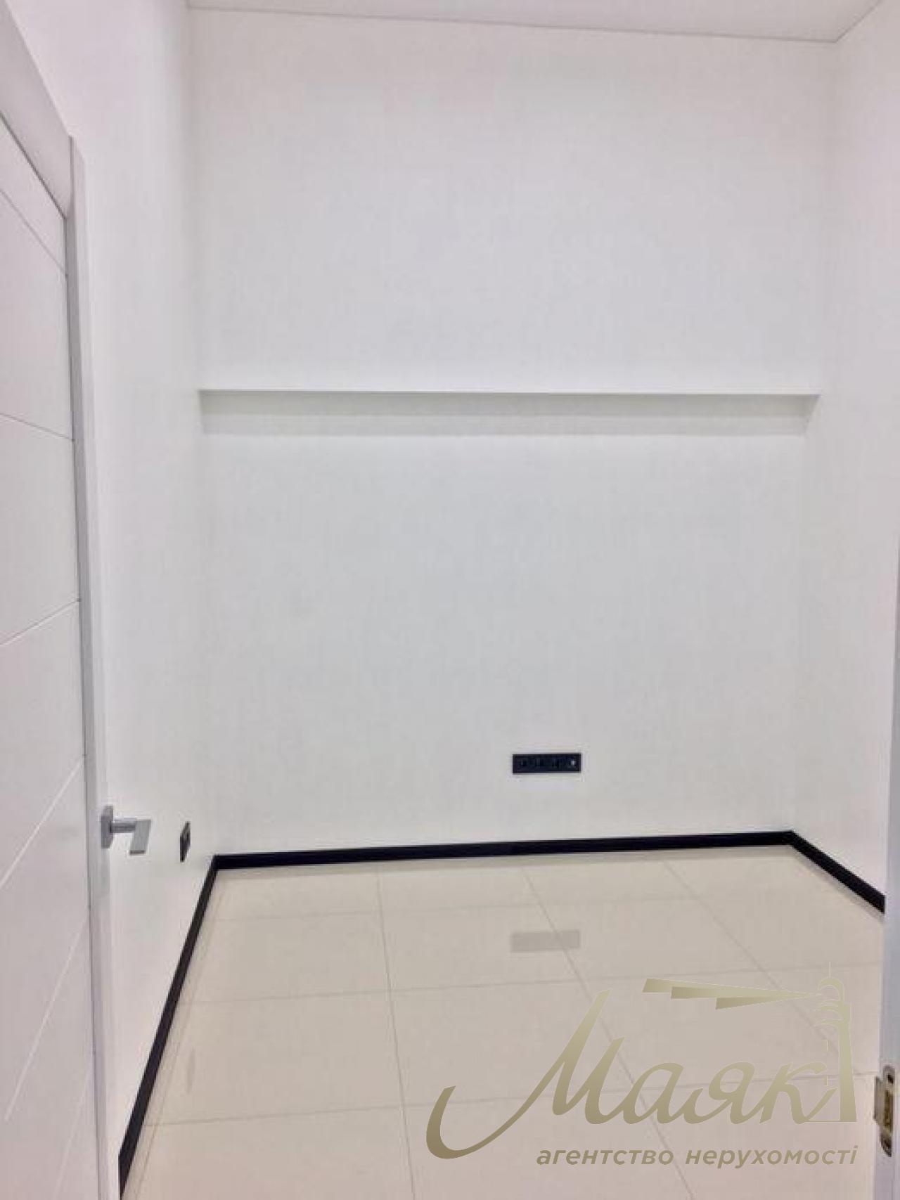 Sale of premises 72 m2 Belorusskaya 1