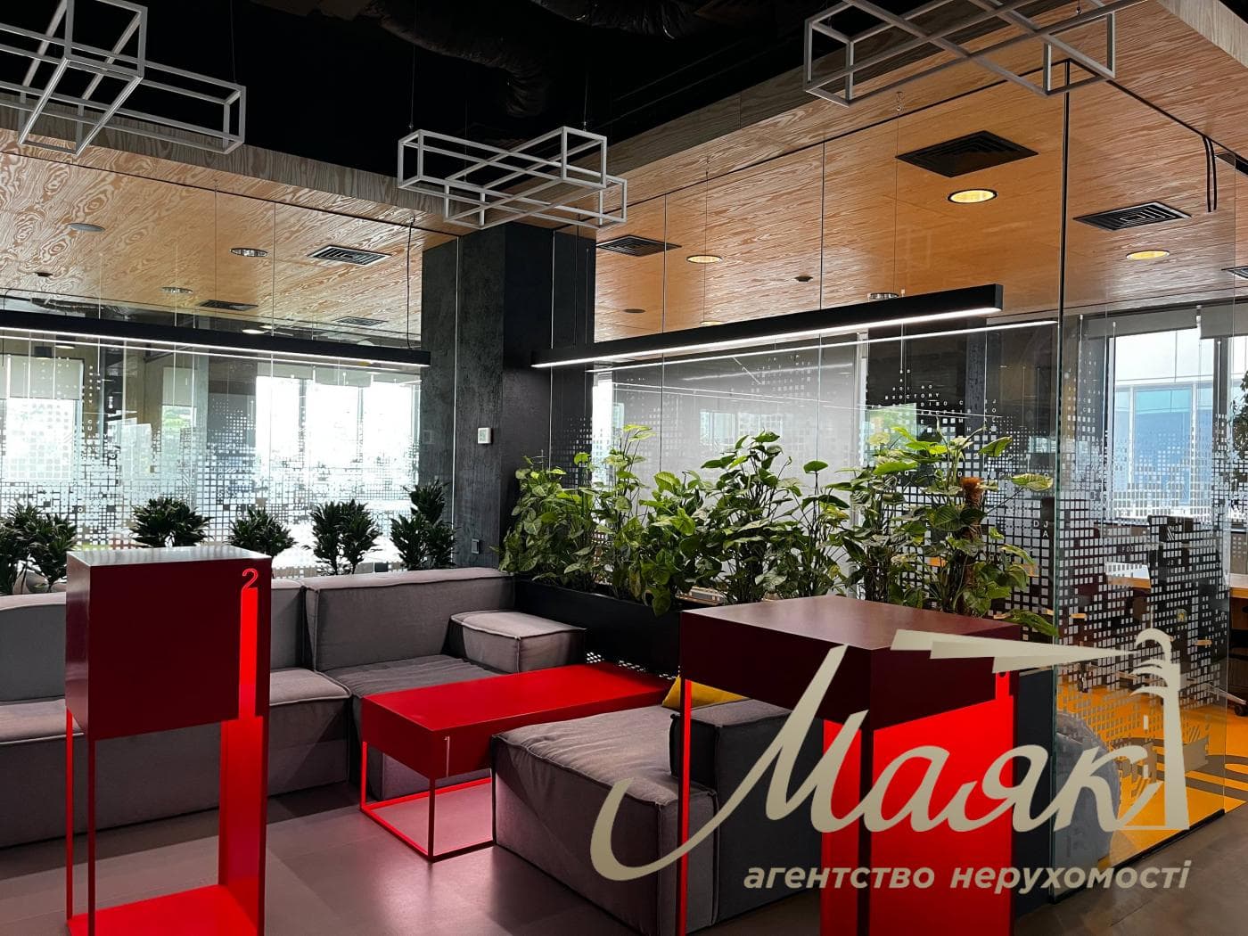 Fully renovated office space for rent, 1,006 m², 6 Havel Street, Solomenka