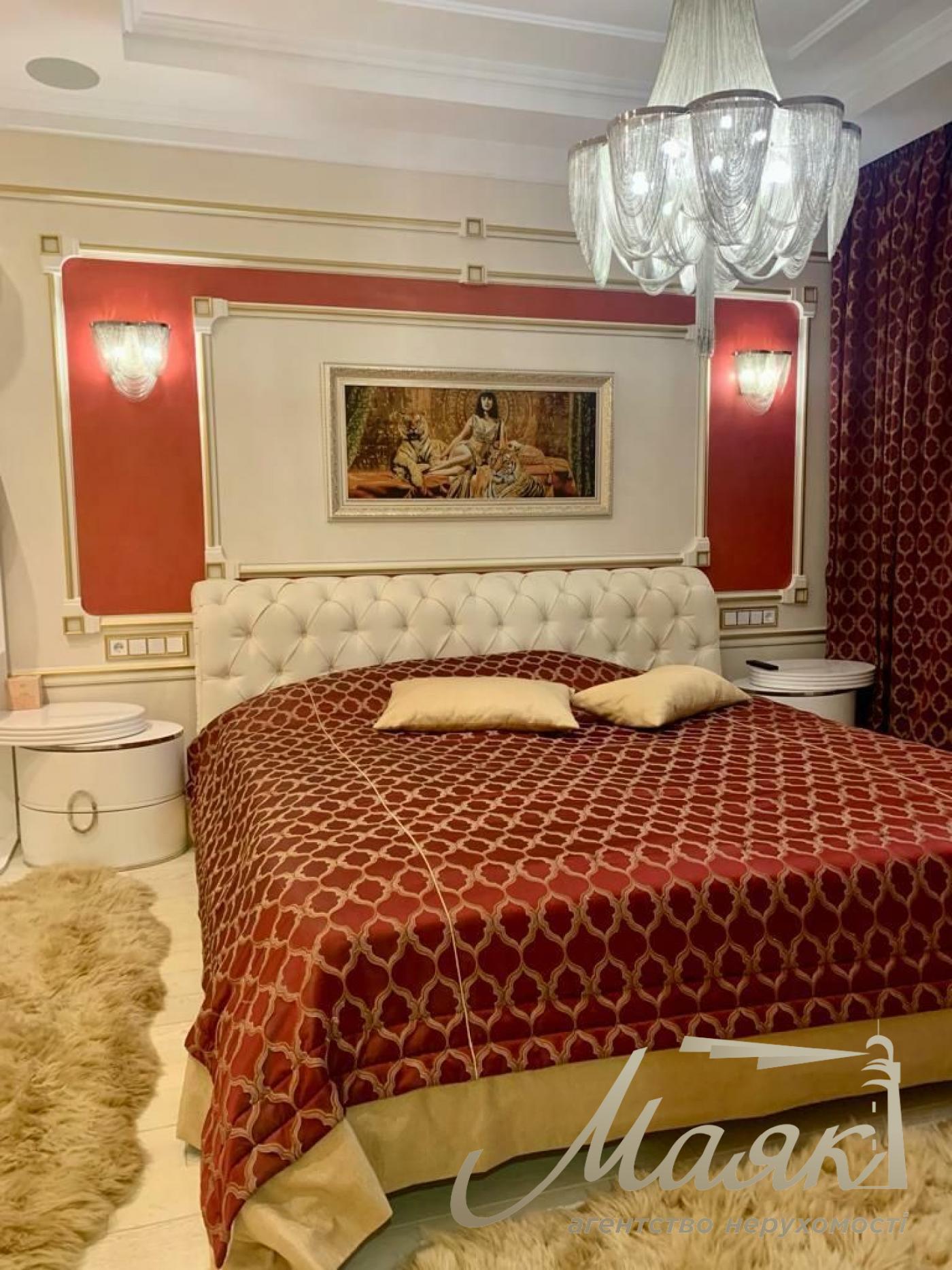 Продаж 4к квартири бульвар Лесі Українки, Печерськ