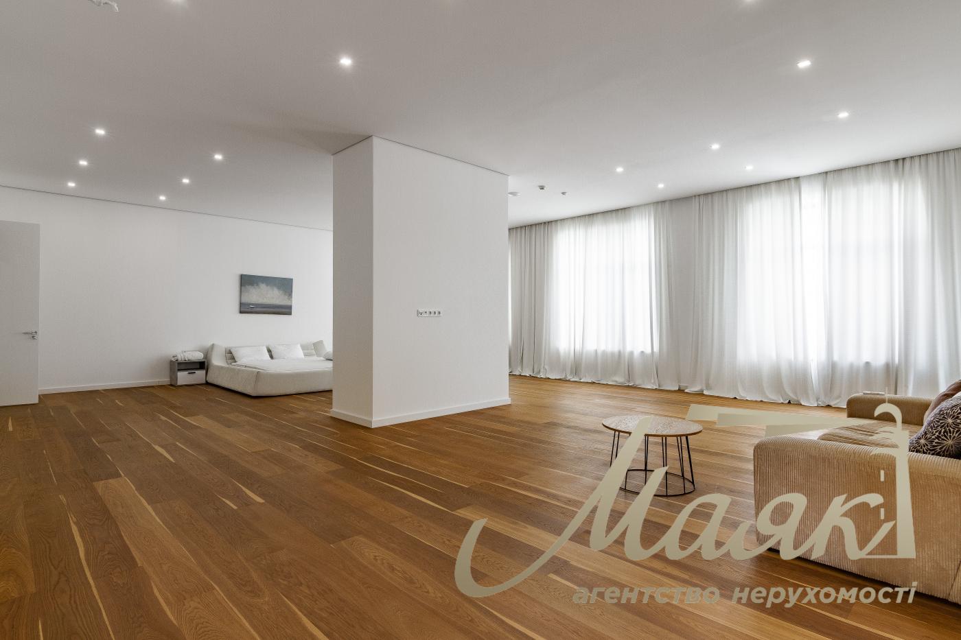 Оренда будівлі 3500м2 у с. с. Красне Перше, поруч із м. Обухів