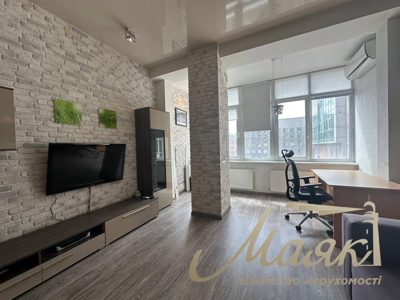 Аренда 1 комнатной квартиры в ЖК Елегант, ул.Жилянская 118, метро Университет