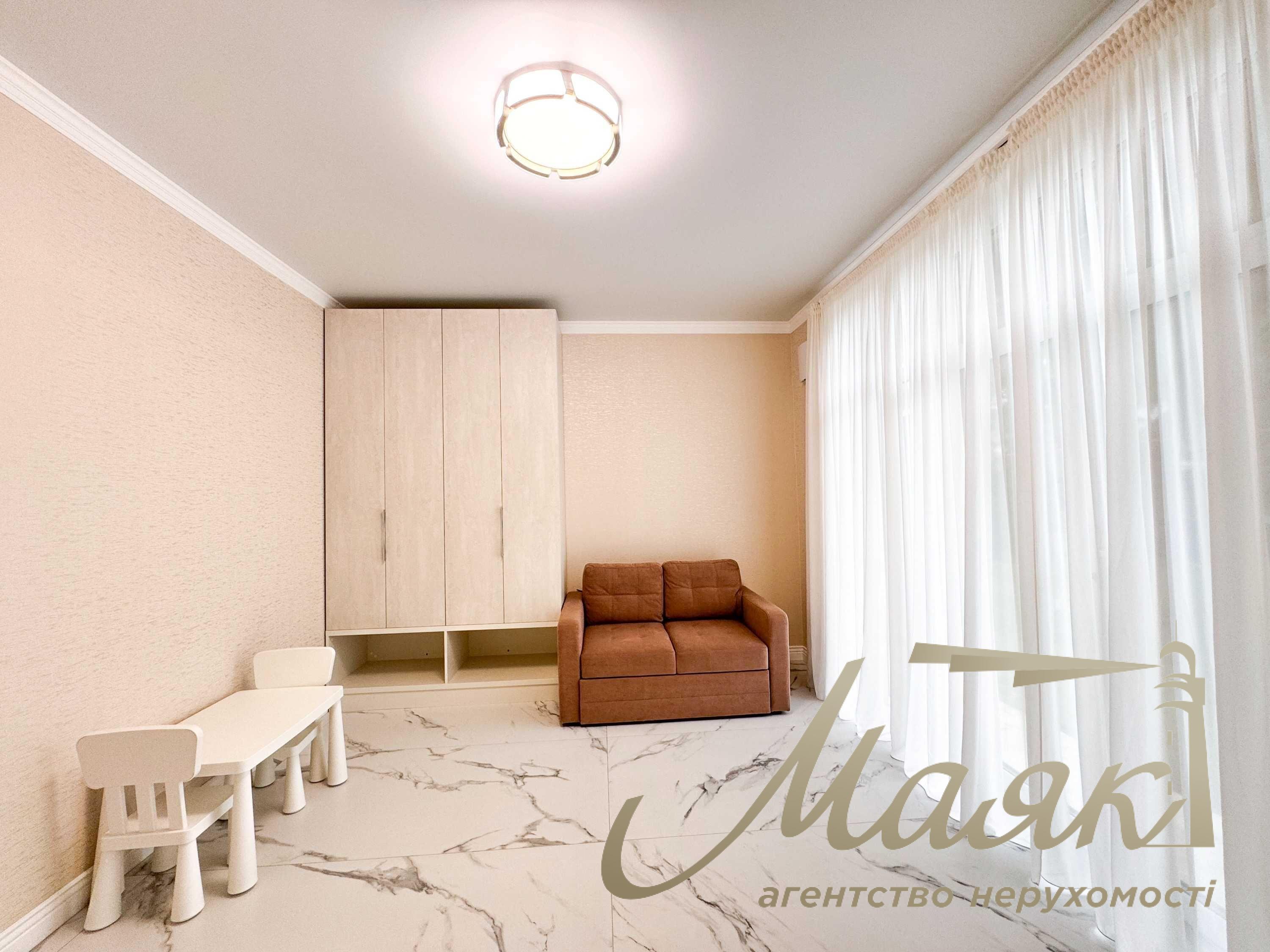 Продаж будинку лісова Буча, з ремонтом 220 м, 10 соток, басейн