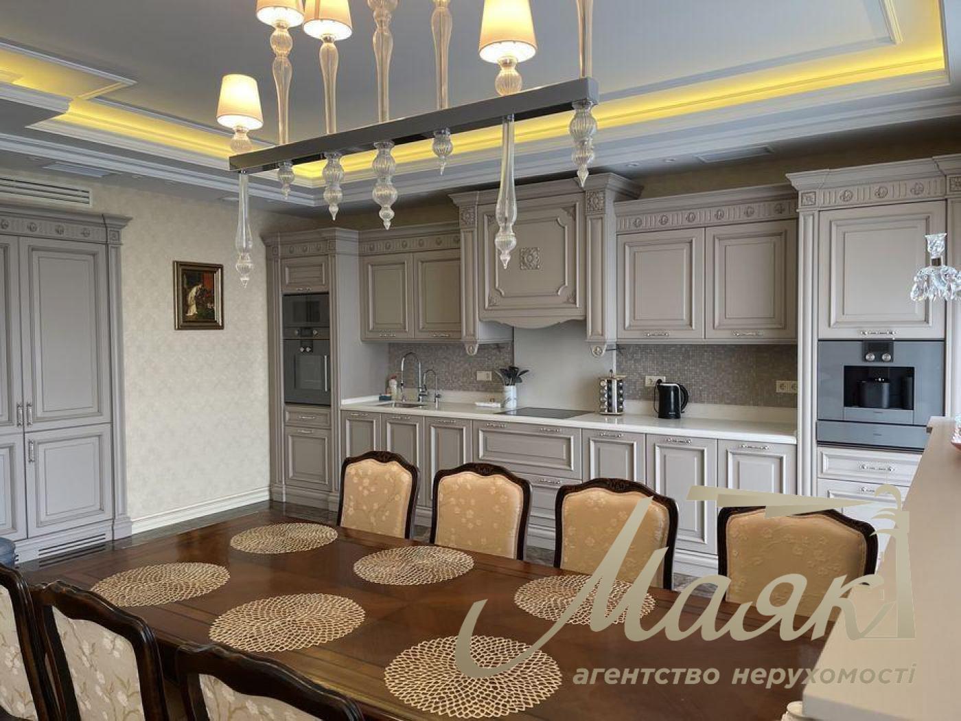 Аренда 4-х комнатной квартиры, 220м2 ул. Институтская 18 Липская Башня